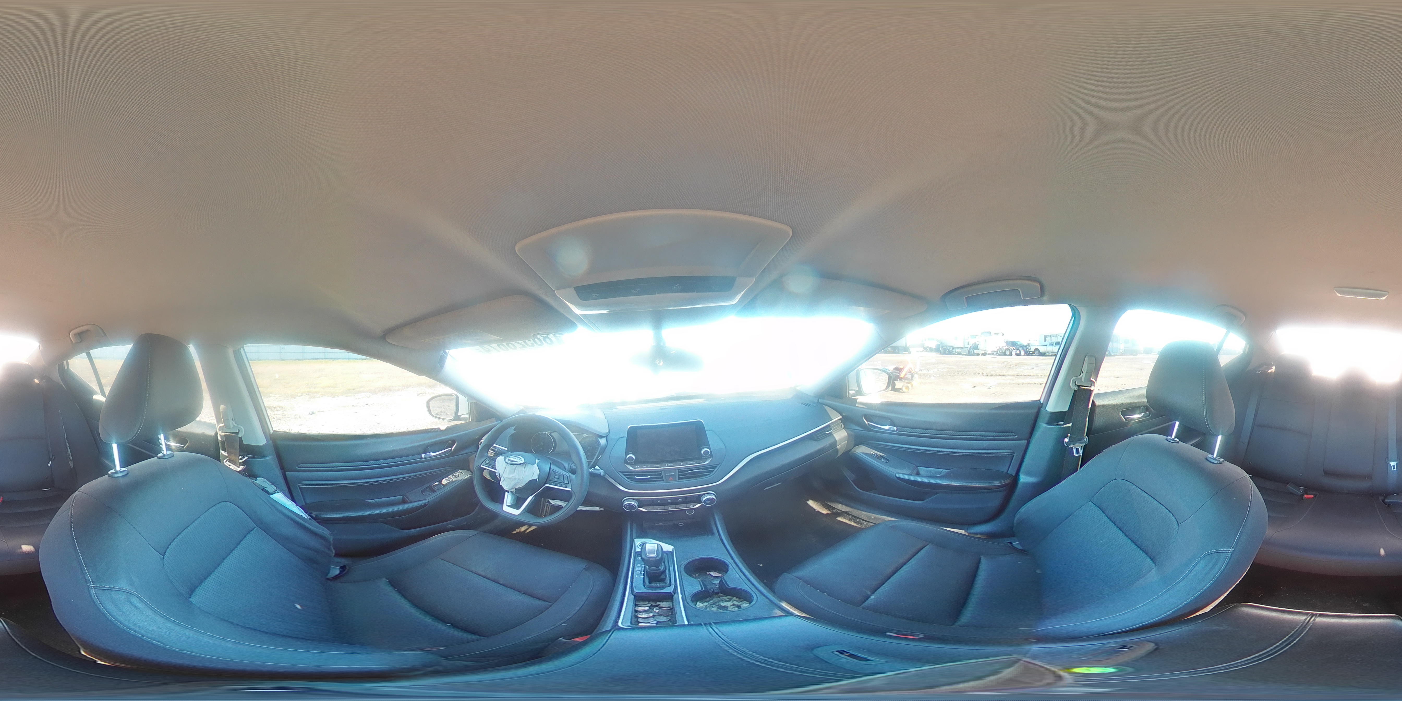 2020 Nissan Altima - Image 12