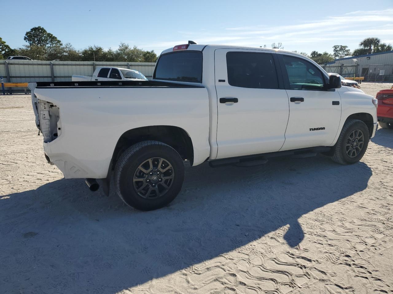2021 Toyota Tundra - Image 3