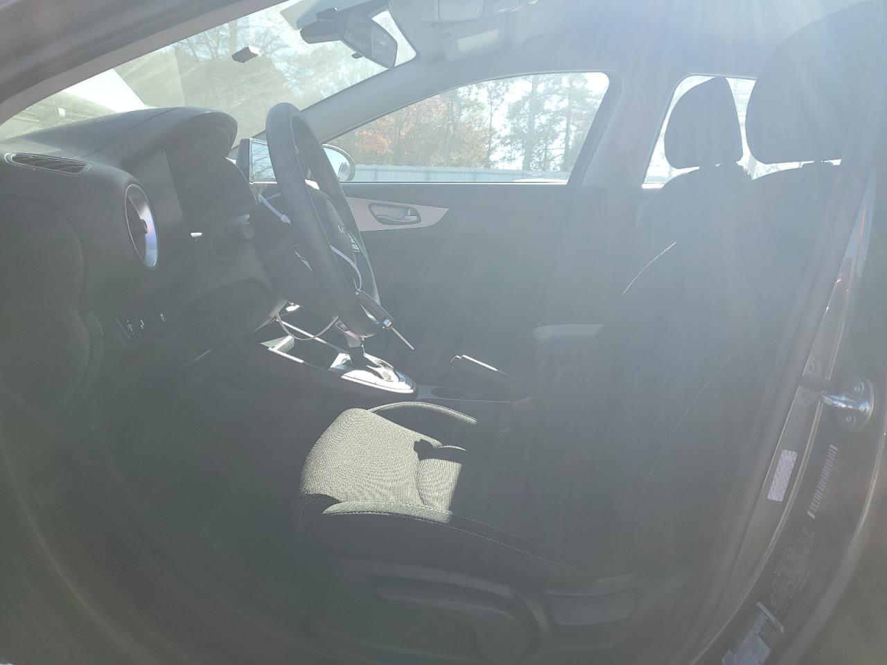 2024 Kia Forte - Image 7
