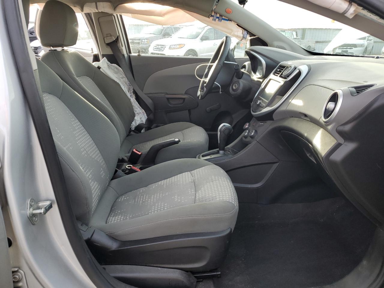 1G1JB5SH8H4158596 CHEVROLET SONIC 2017