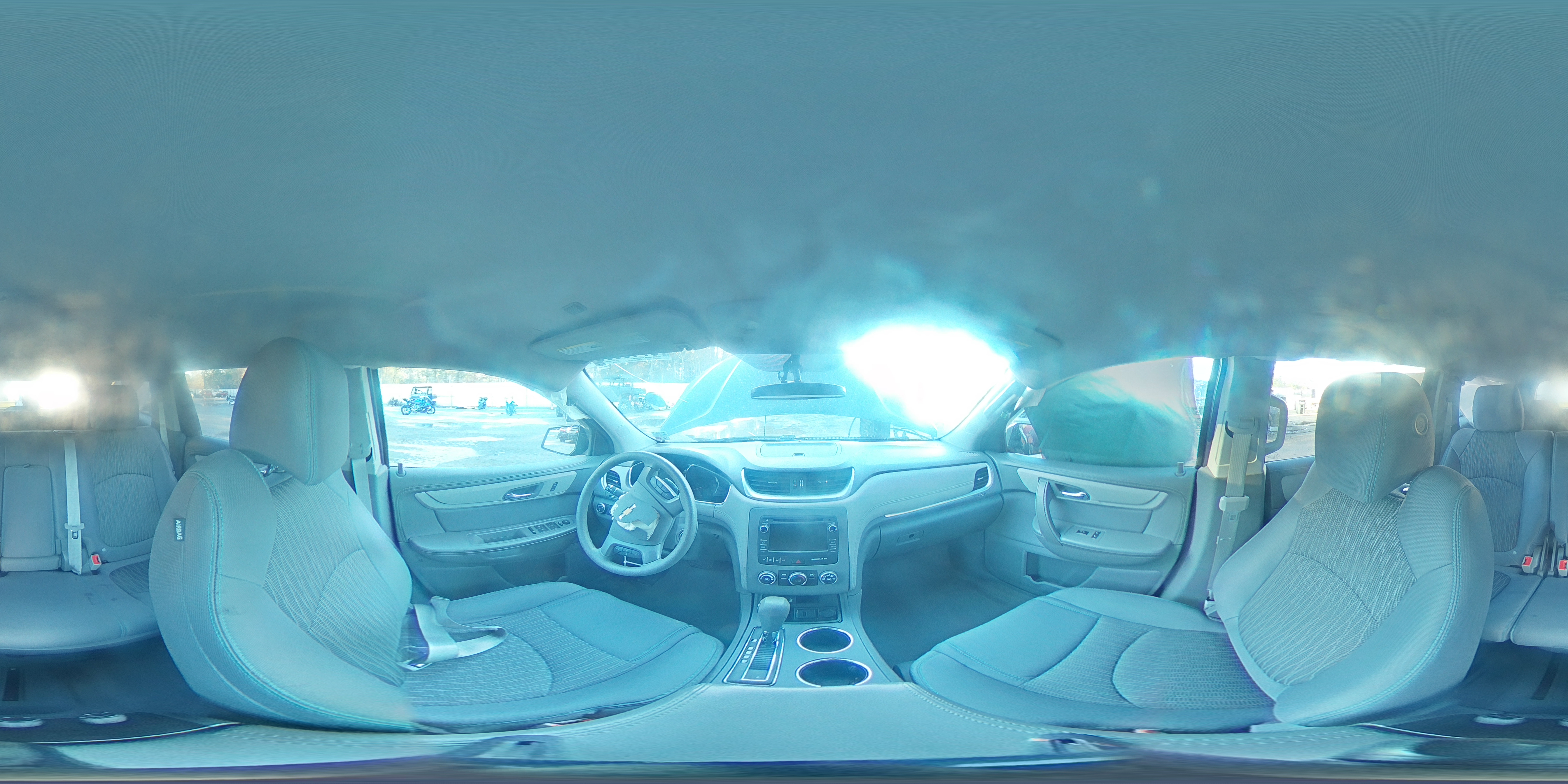 2015 Chevrolet Traverse - Image 16