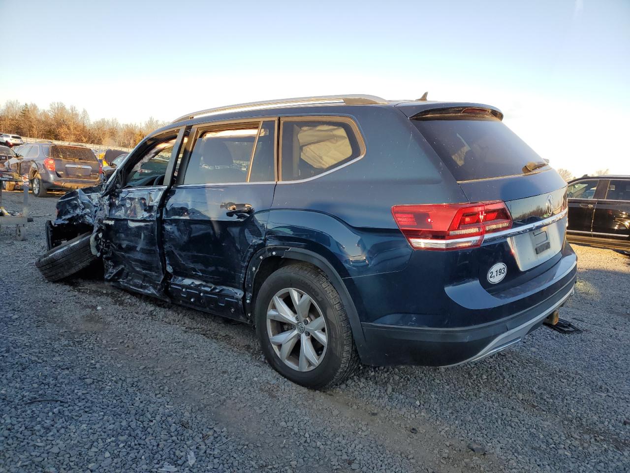 2019 Volkswagen Atlas - Image 2