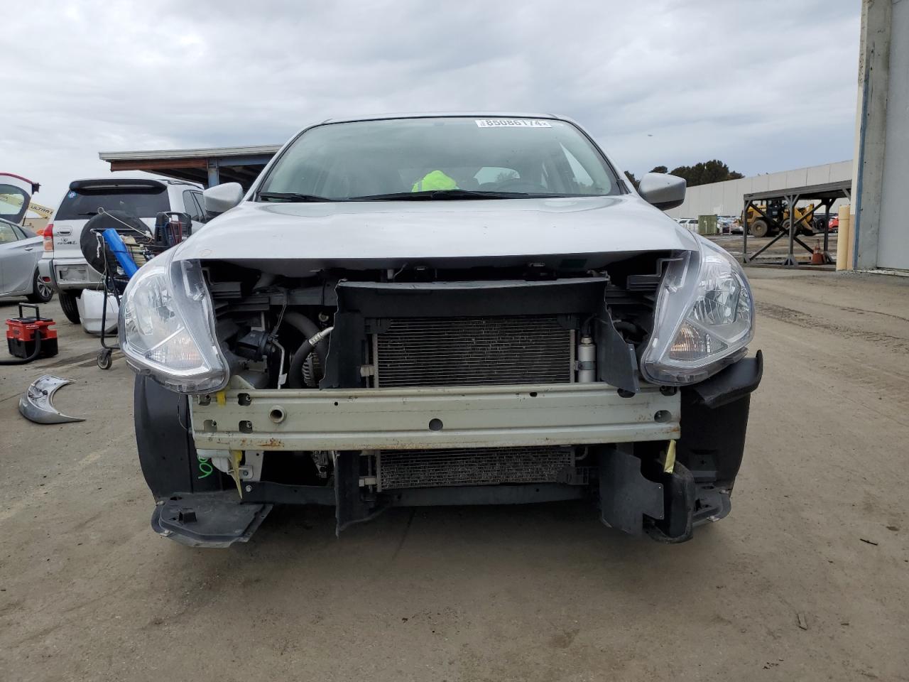 VIN 3N1CN7AP0KL811339 2019 NISSAN VERSA no.5