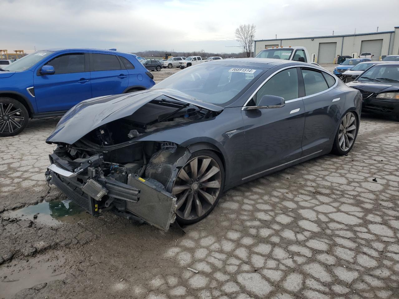 2016 Tesla Model S for Sale in Kansas City, KS - Front End