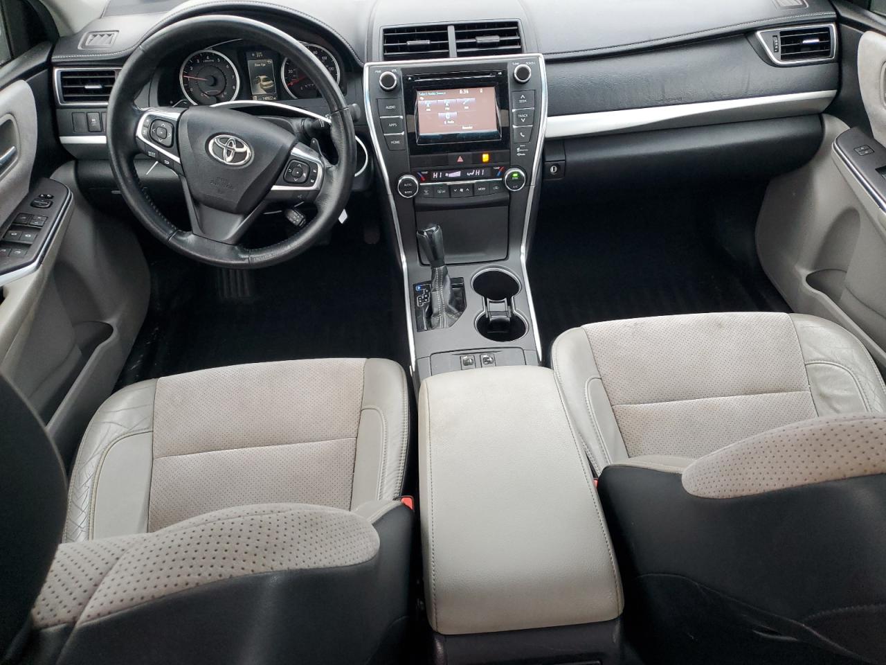 2015 Toyota Camry - Image 8