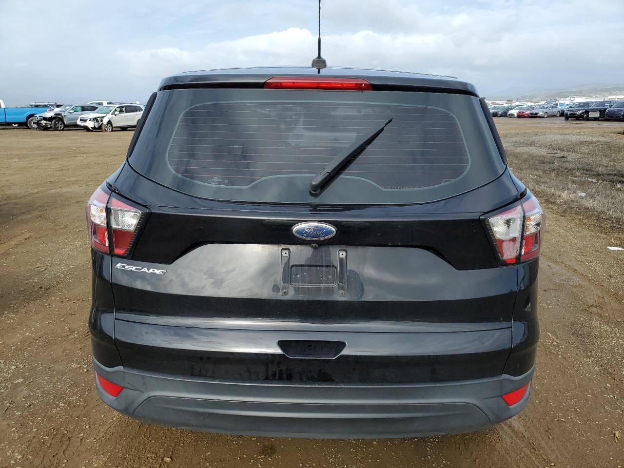 1FMCU0F71HUD60593 FORD ESCAPE 2017