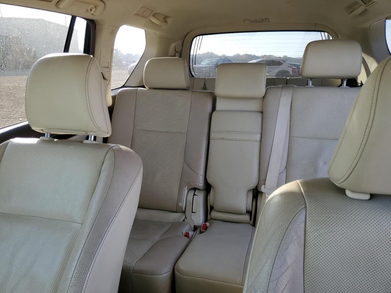 2014 Lexus GX - Image 10