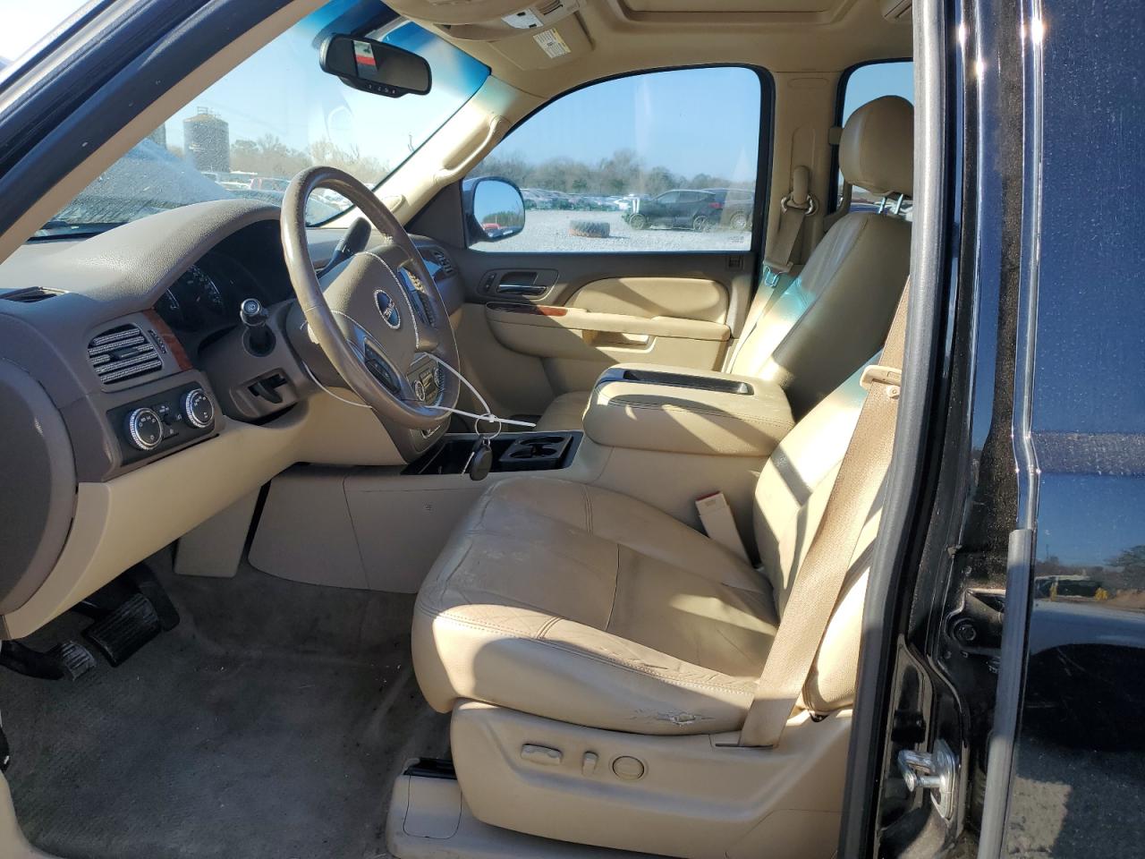 2012 GMC Yukon - Image 7