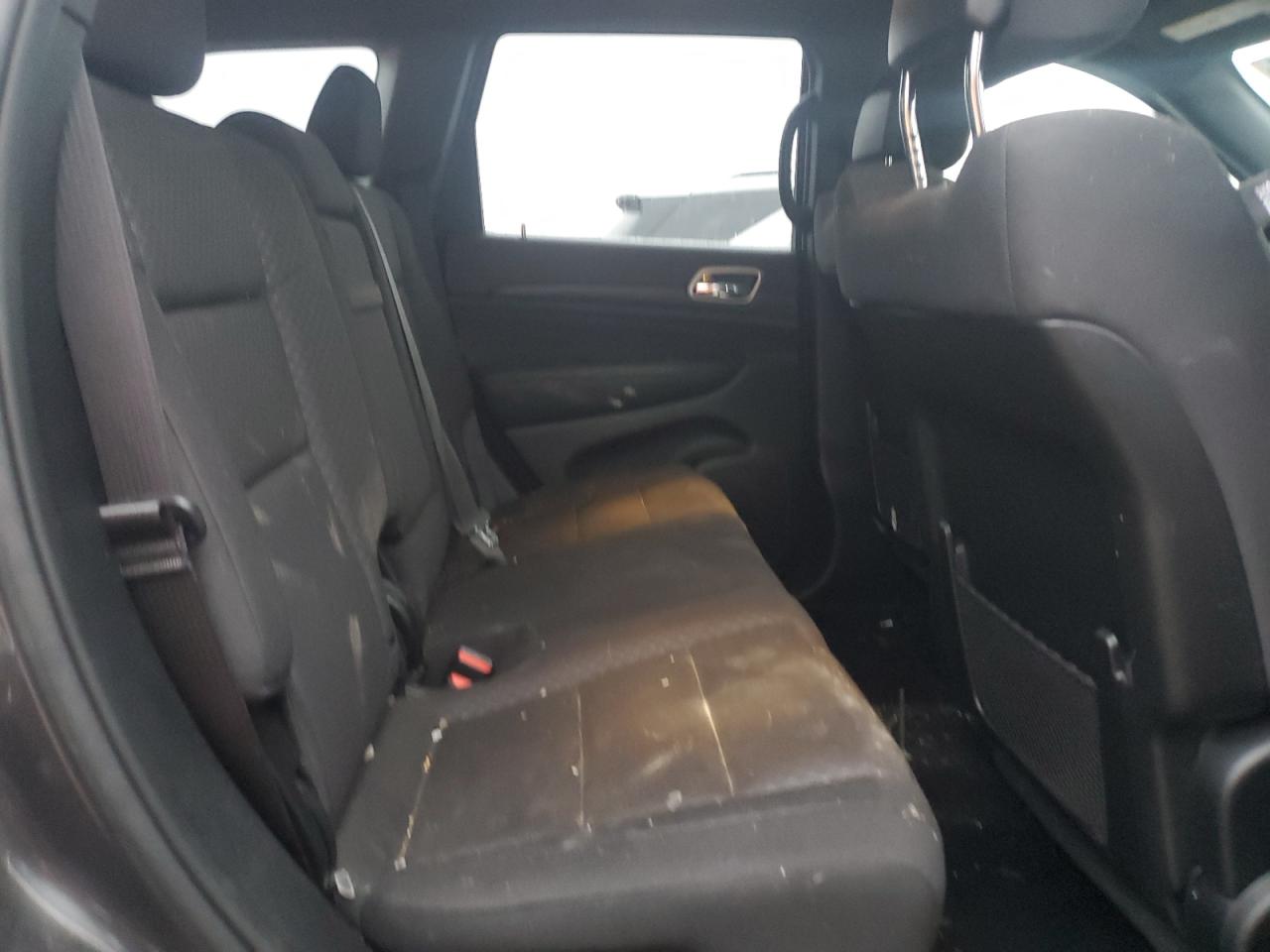 2019 Jeep Grand Cherokee - Image 11