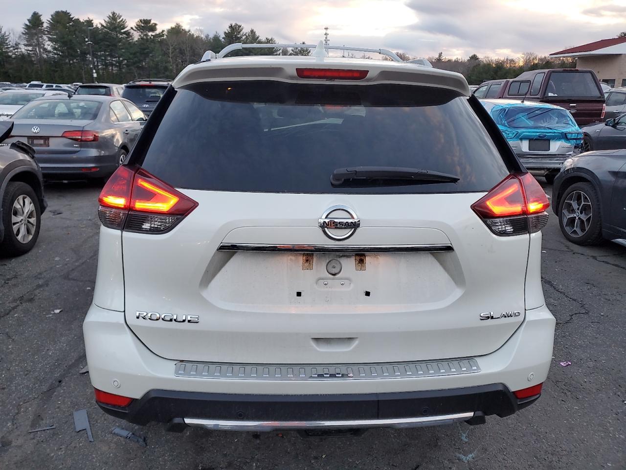 5N1AT2MV4KC832189 NISSAN ROGUE 2019