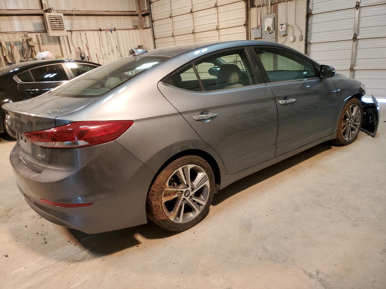 VIN KMHD84LF8HU151654 2017 HYUNDAI ELANTRA no.3