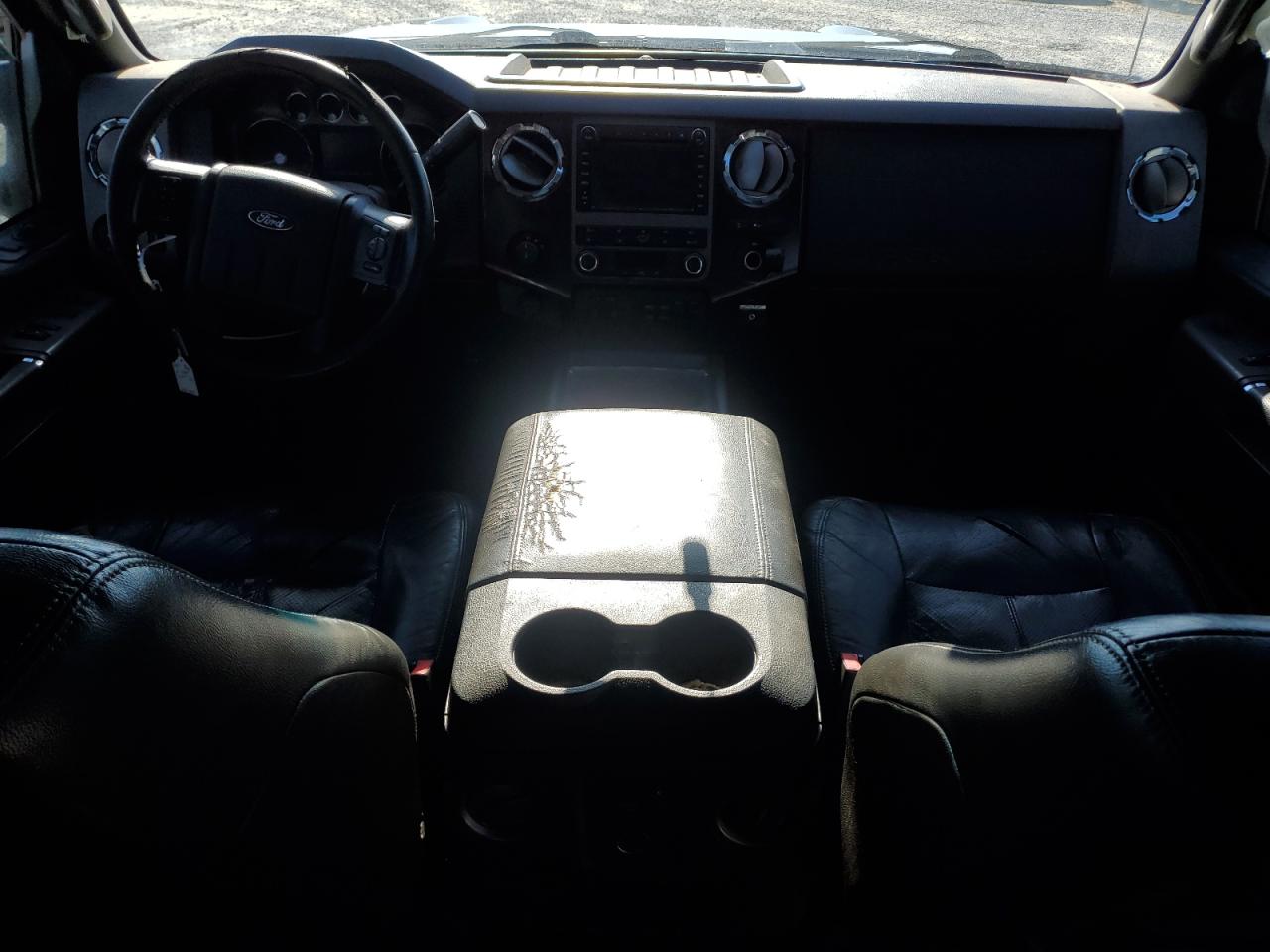2012 Ford F250 - Image 8