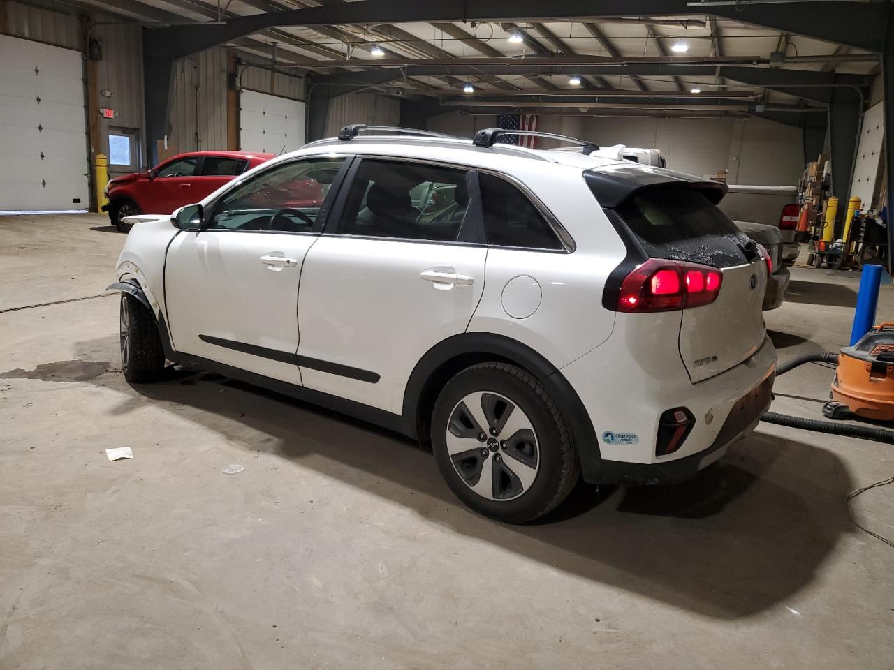 2020 Kia Niro - Image 2