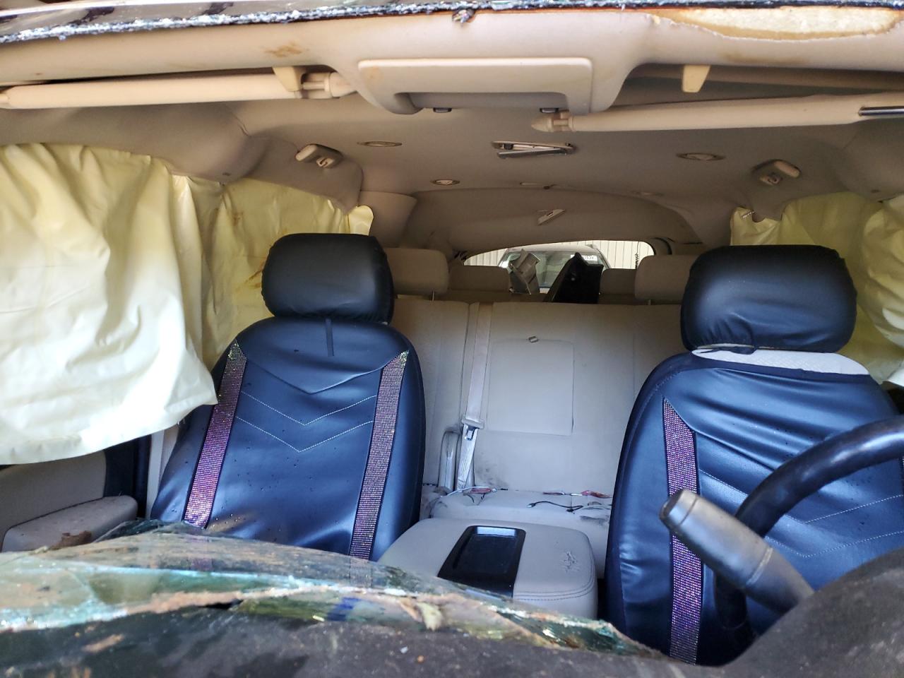 2008 Chevrolet Suburban - Image 10