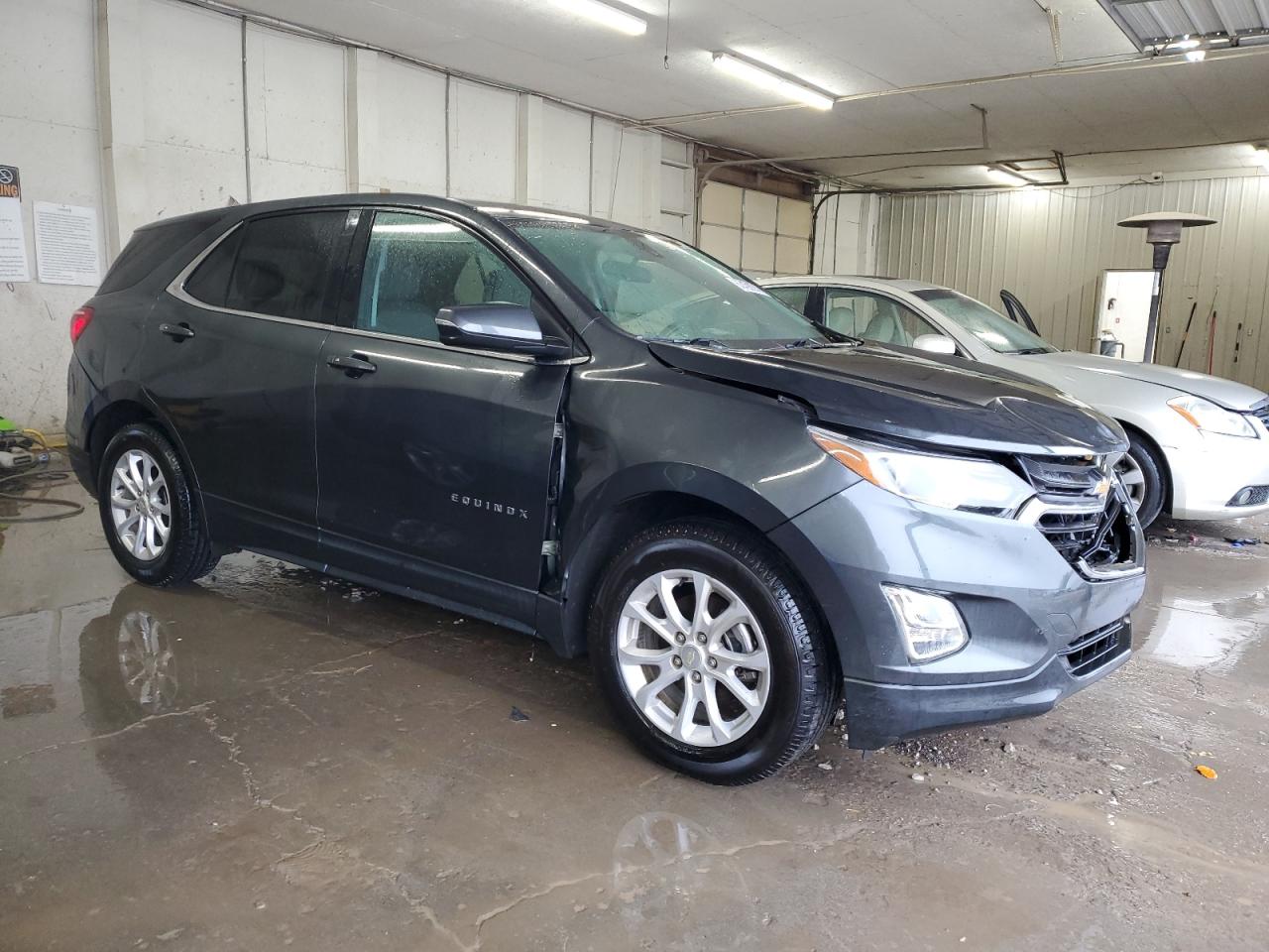 2018 Chevrolet Equinox - Image 4