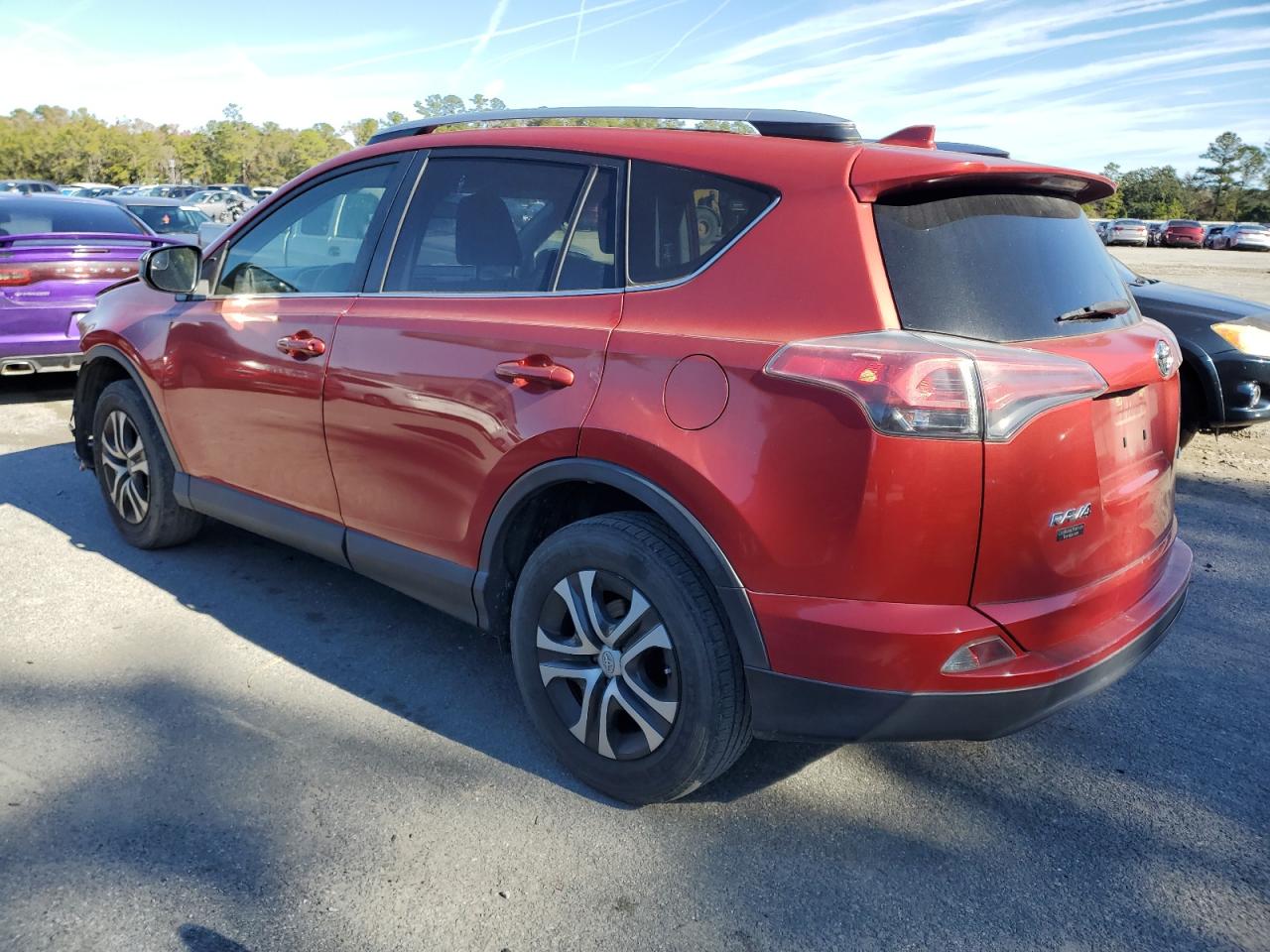 2017 Toyota Rav4 Le red null gas JTMZFREV9HJ133120 photo #3