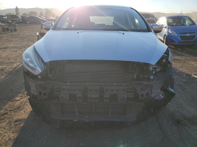  FORD FOCUS 2015 Srebrny