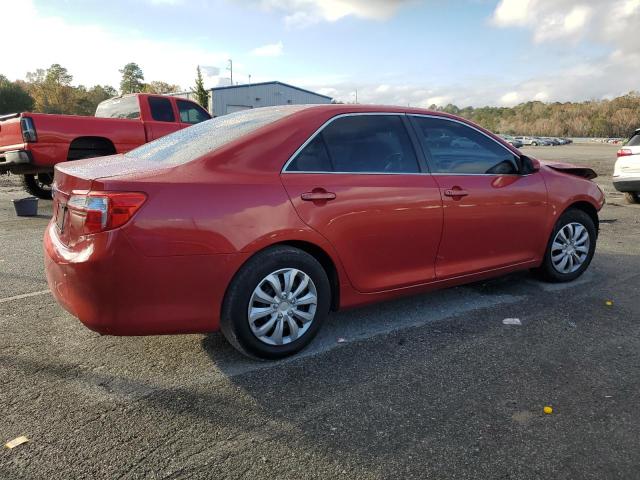  TOYOTA CAMRY 2014 Czerwony