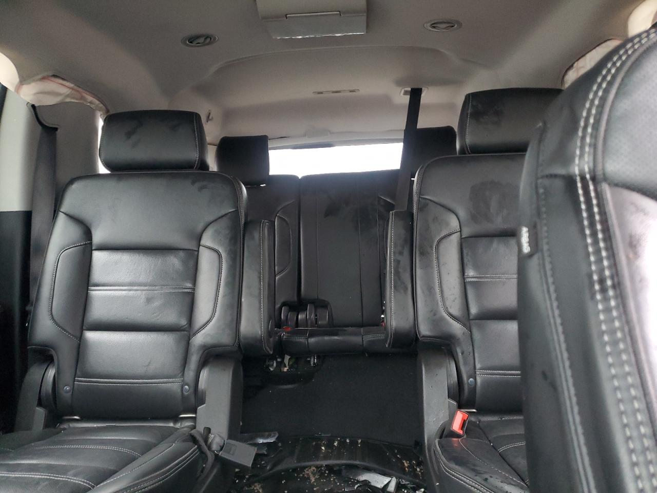 2020 GMC Yukon - Image 10