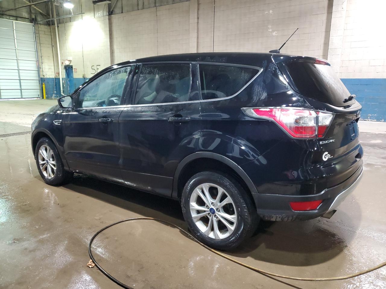 1FMCU9GD1HUA03746 2017 FORD ESCAPE - Image 2
