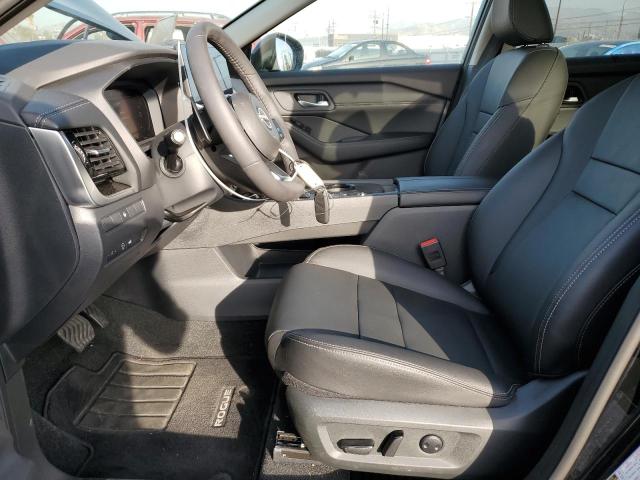  NISSAN ROGUE 2024 Czarny