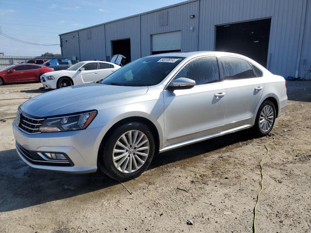  VOLKSWAGEN PASSAT 2016 Silver