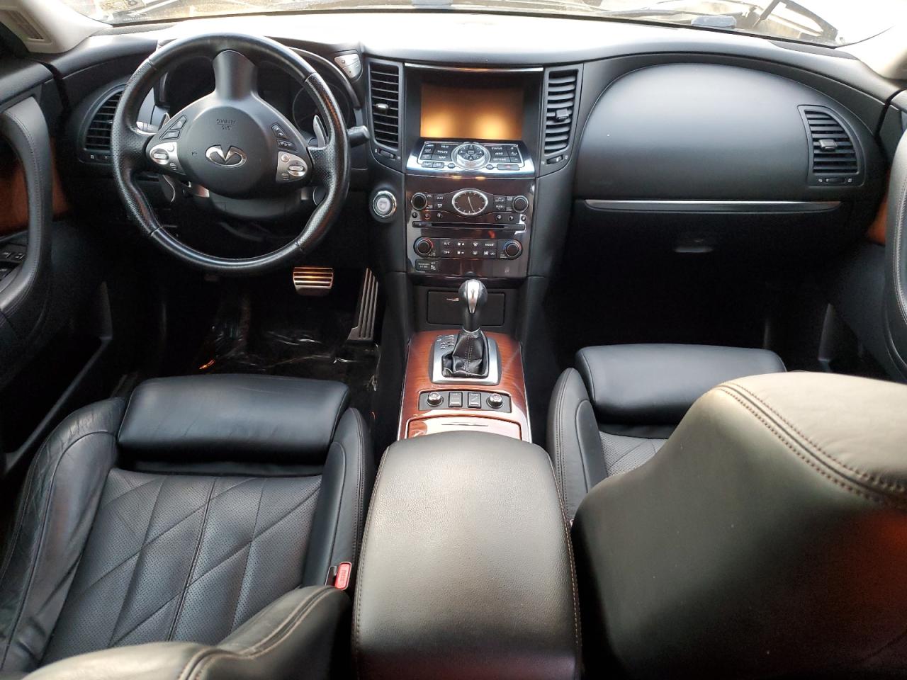 2011 Infiniti FX - Image 8