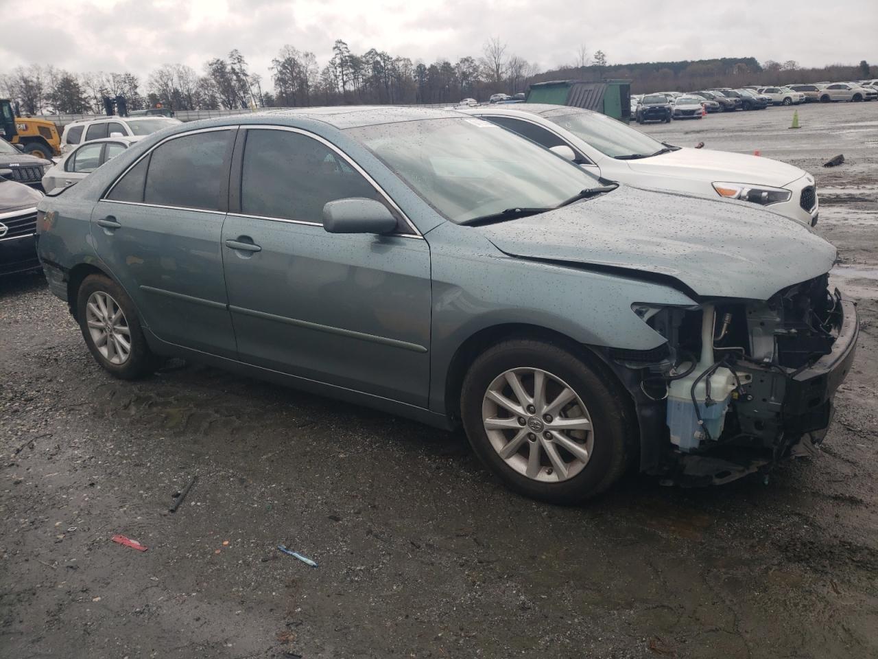 2010 Toyota Camry - Image 4