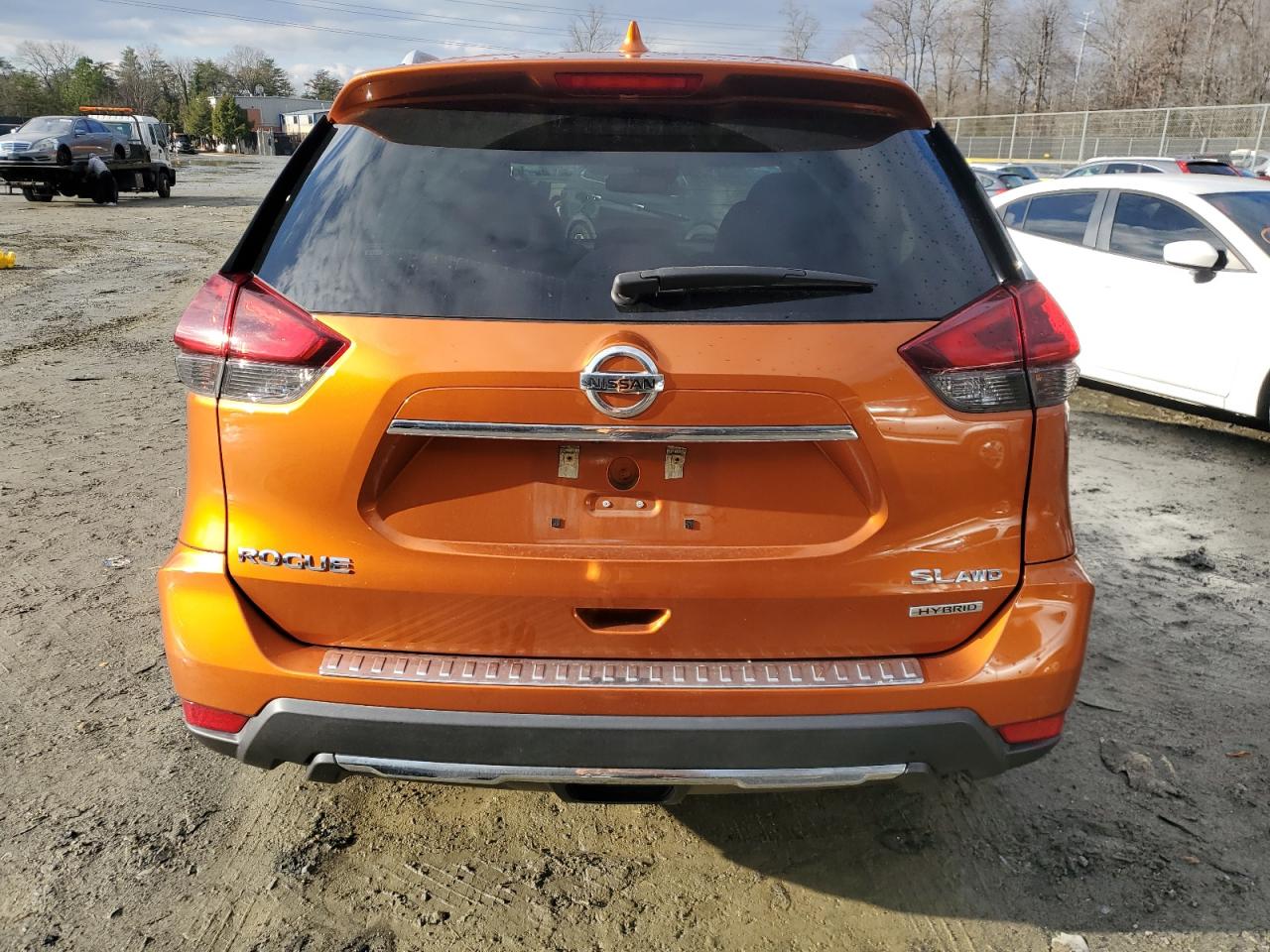 2018 Nissan Rogue - Image 6