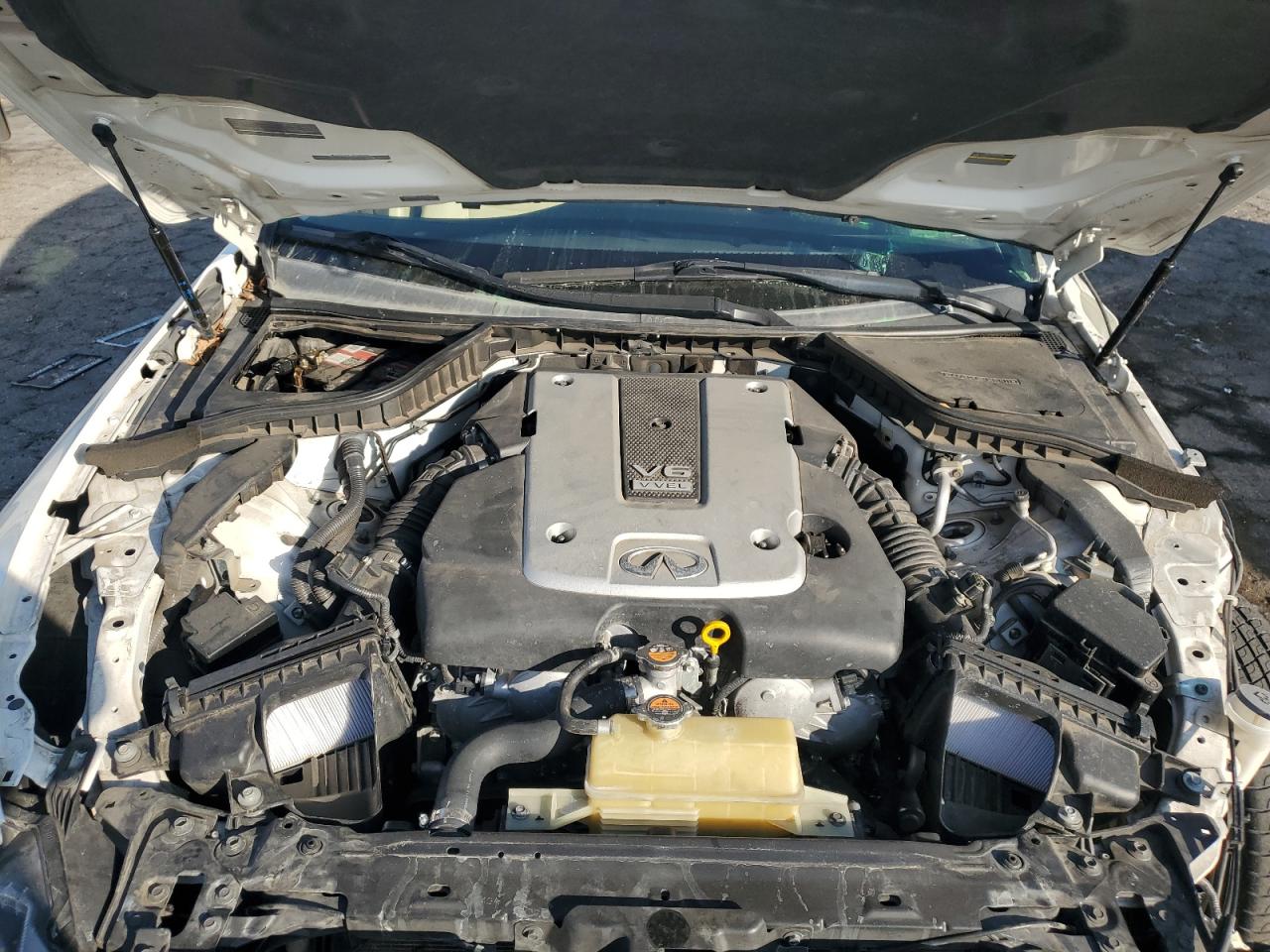 2014 Infiniti Q50 - Image 11