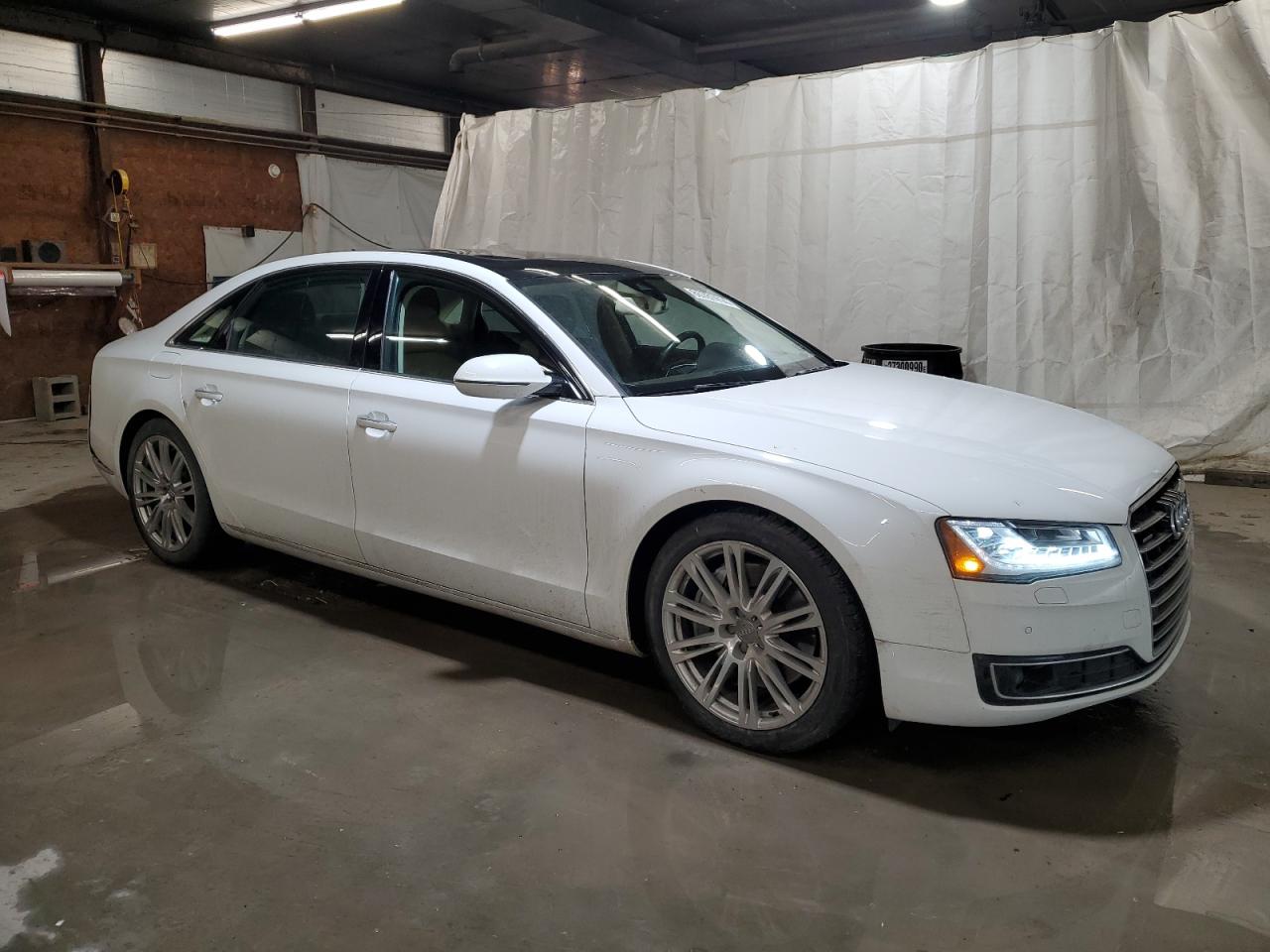 VIN WAU32AFDXFN006016 2015 AUDI A8 no.4