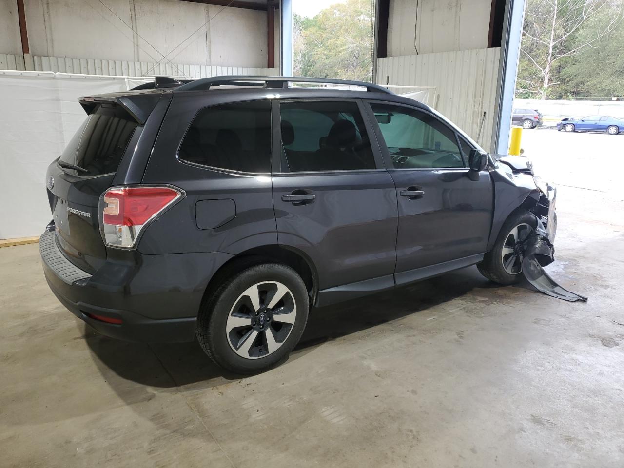 2018 Subaru Forester - Image 3