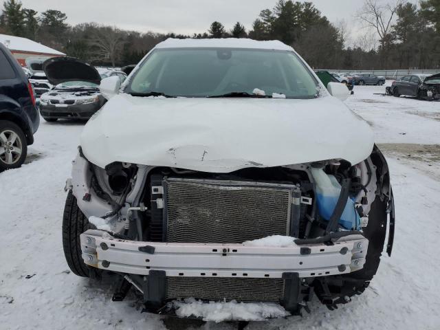  CADILLAC XT5 2019 Biały