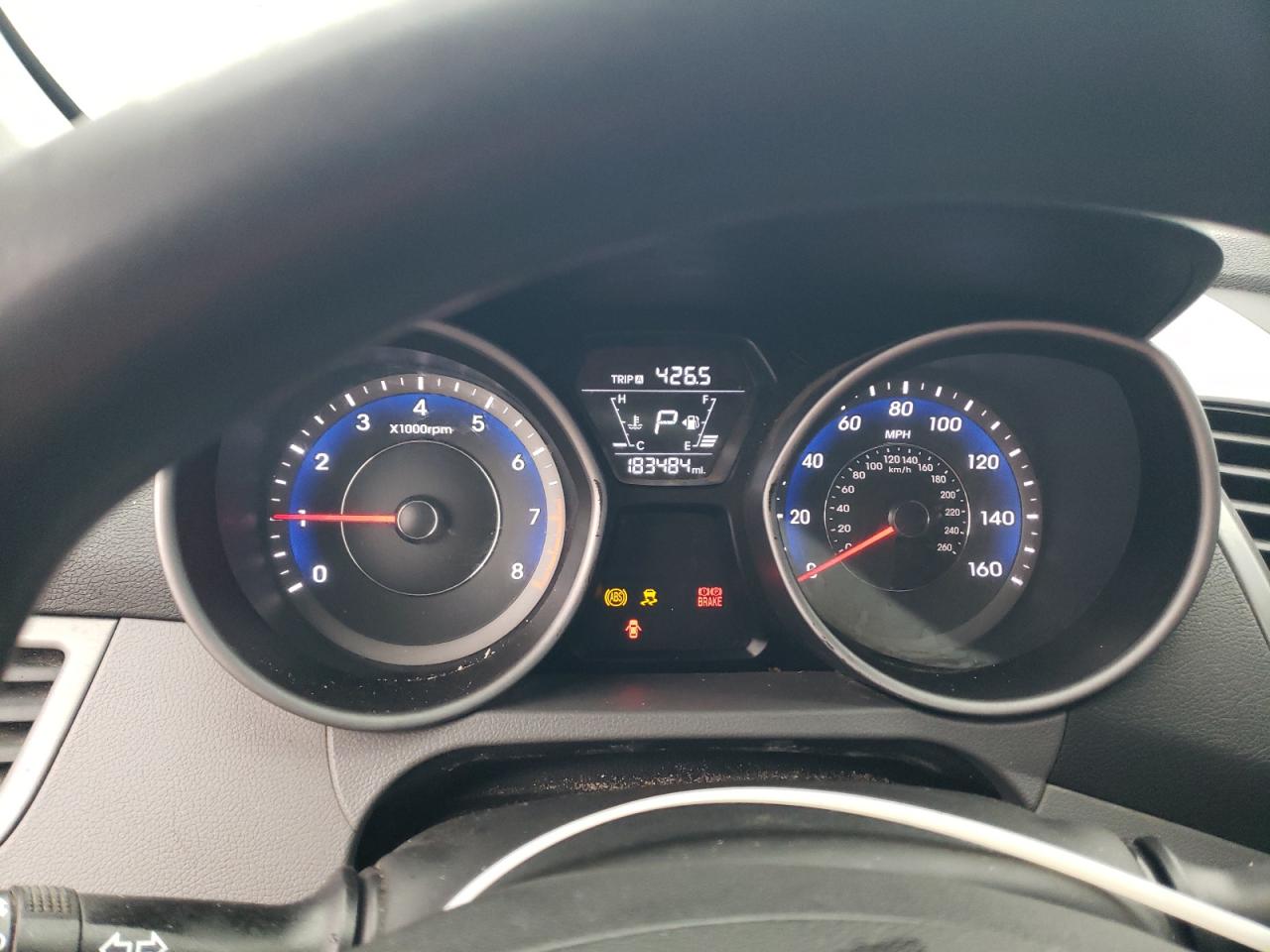 2015 Hyundai Elantra - Image 9