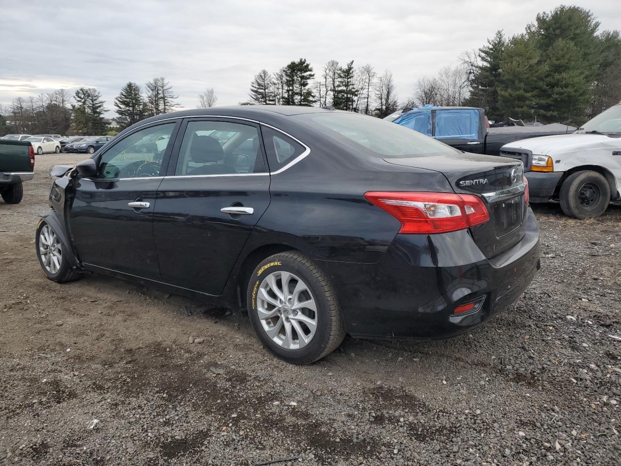 2018 Nissan Sentra - Image 2