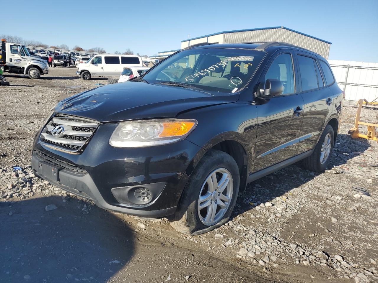 2012 Hyundai Santa Fe - Image 2