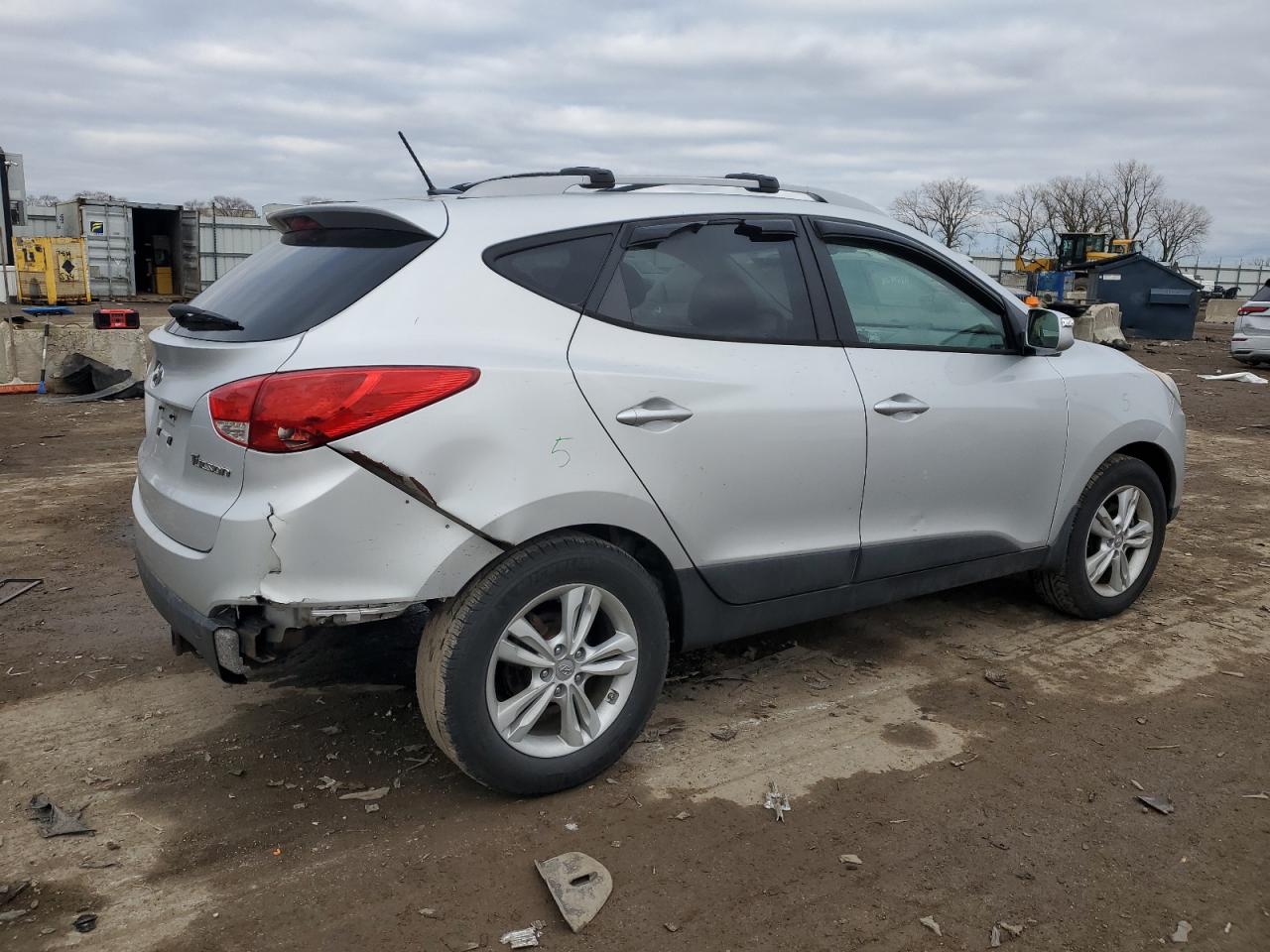2012 Hyundai Tucson - Image 3