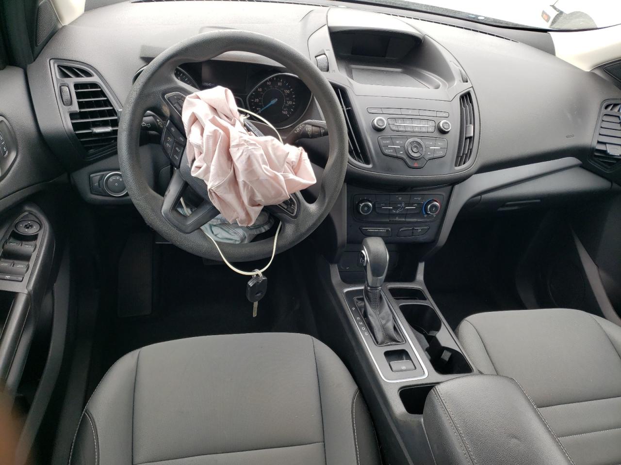2019 Ford Escape - Image 8