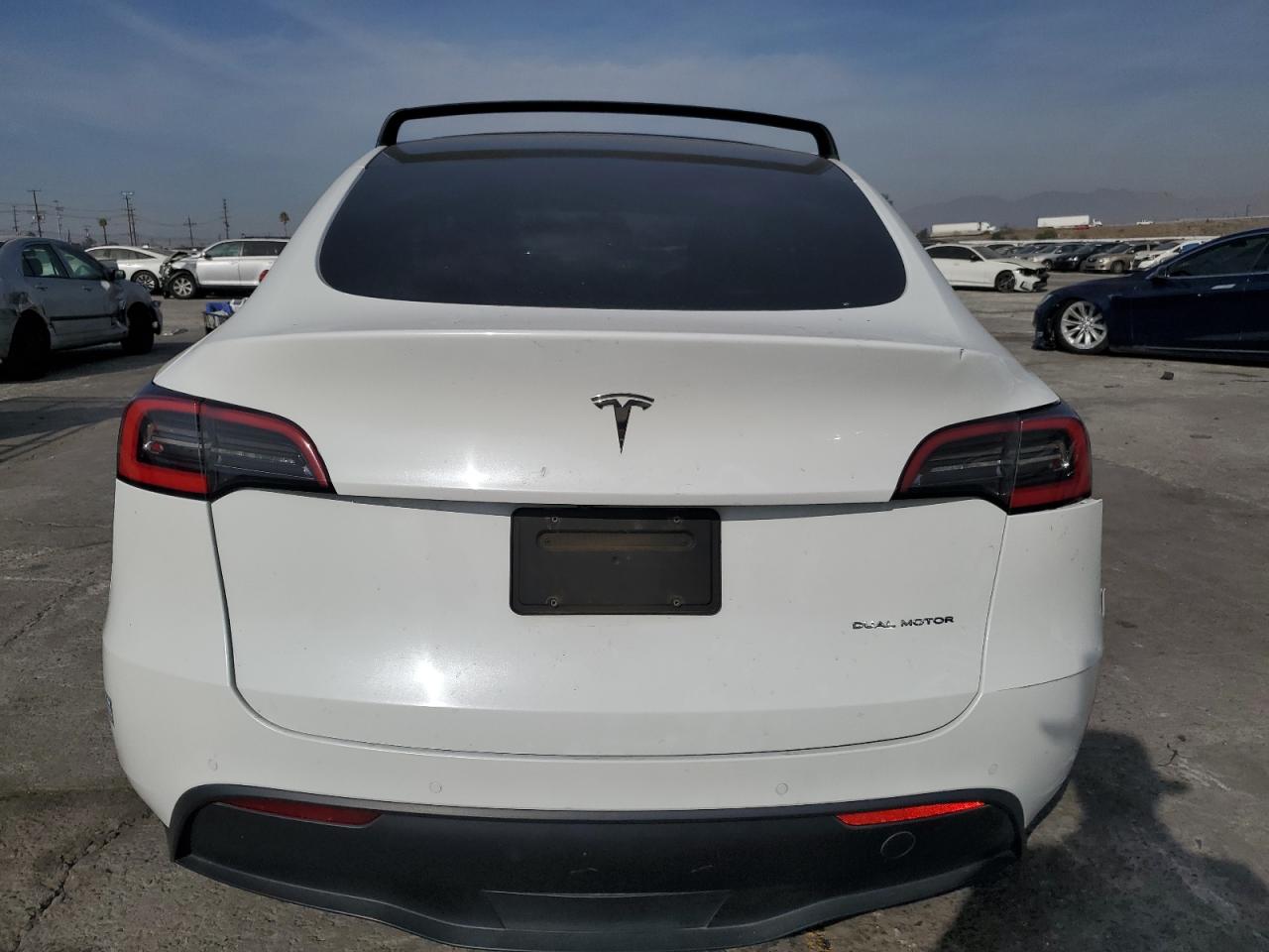 VIN 5YJYGDEE2MF102868 2021 TESLA MODEL Y no.6