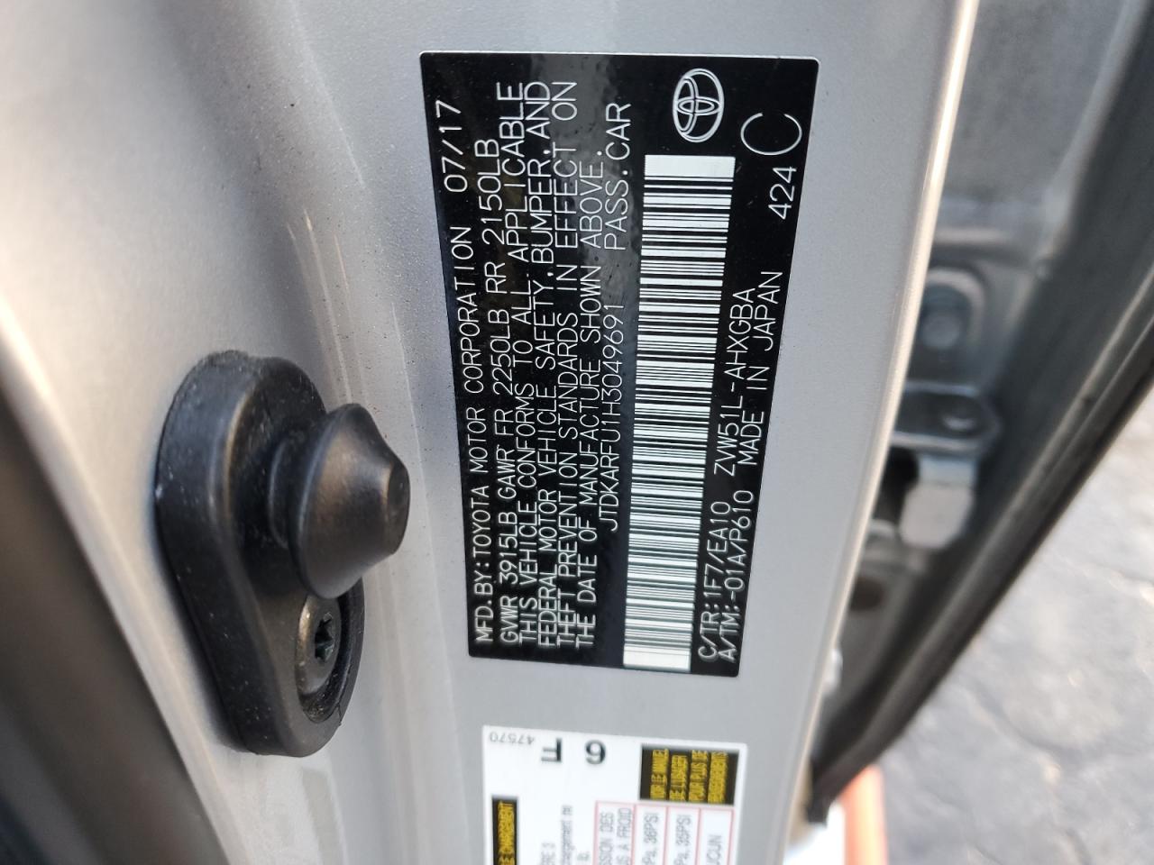 VIN JTDKARFU1H3049691 2017 TOYOTA PRIUS no.12