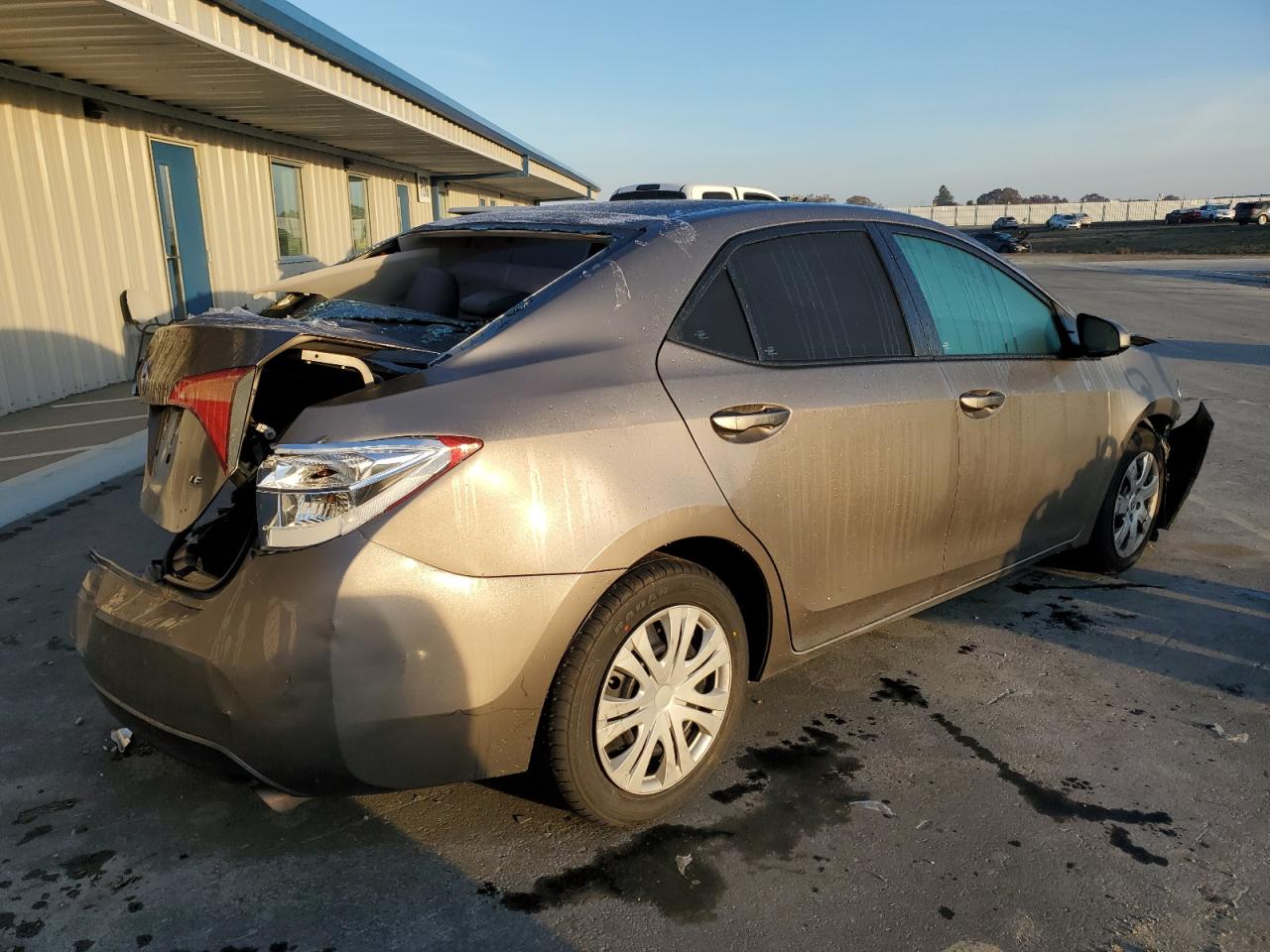 VIN 5YFBURHE9HP708024 2017 TOYOTA COROLLA no.3