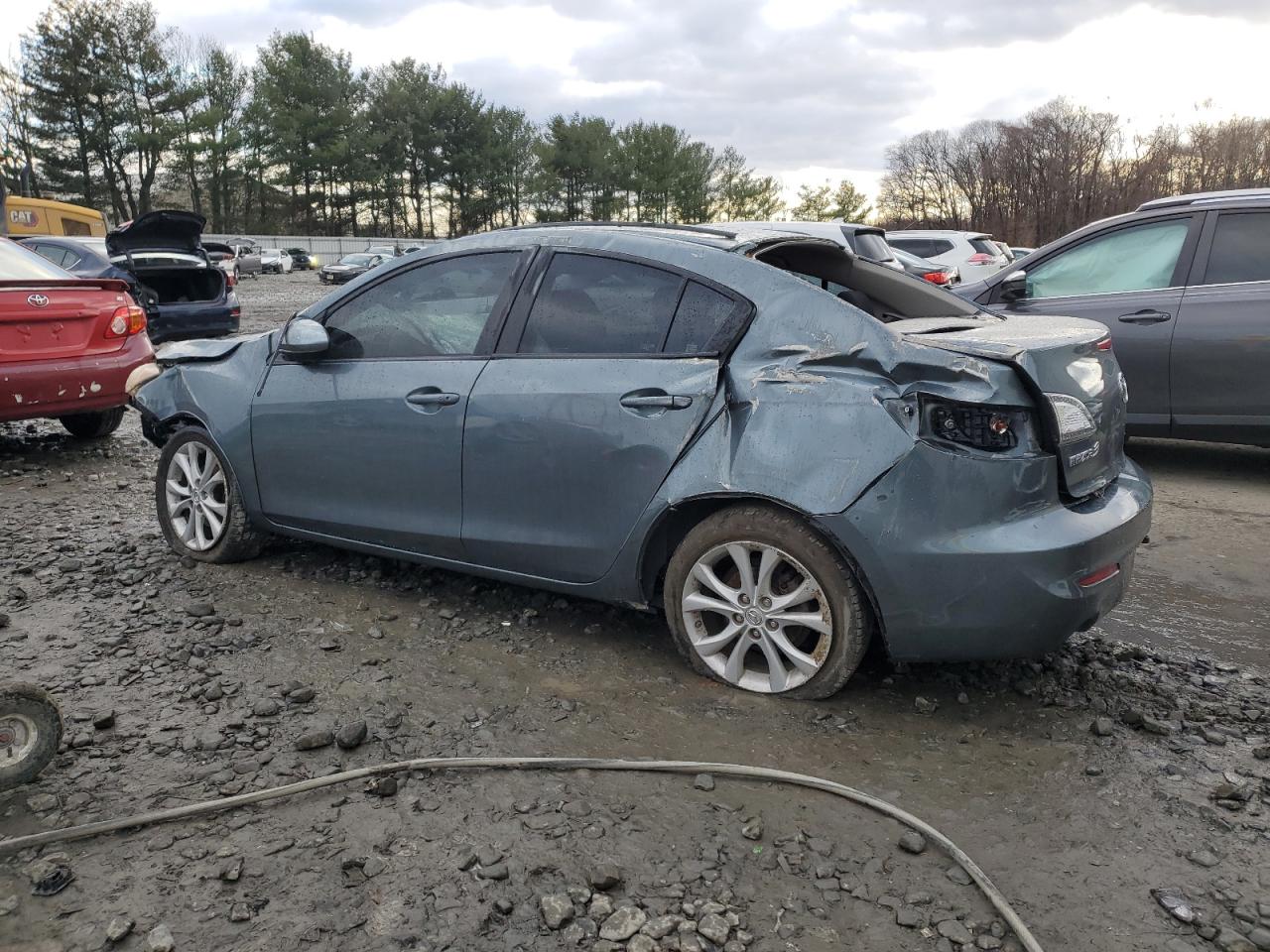 VIN JM1BL1VP5D1809005 2013 MAZDA 3 no.2