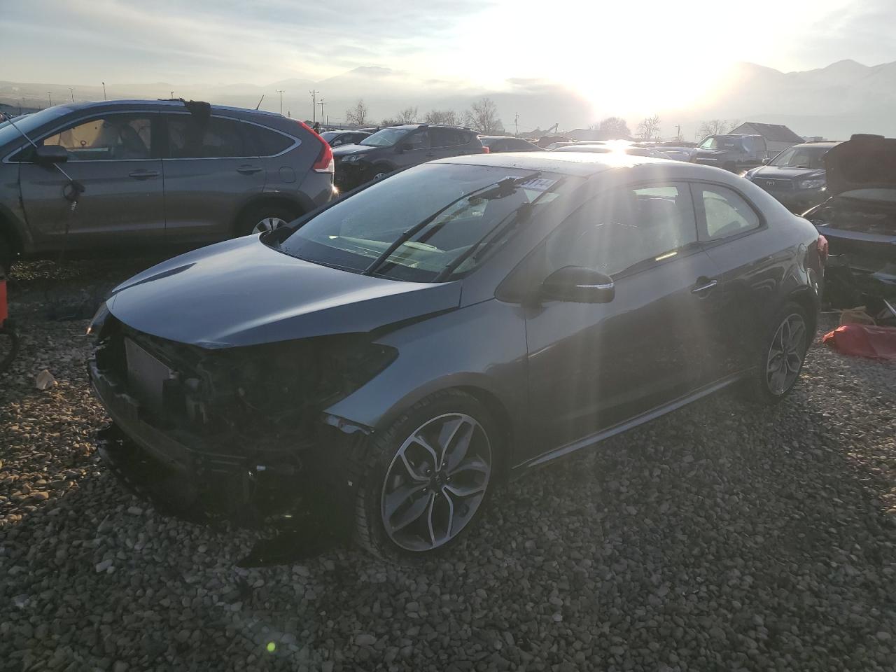 VIN KNAFZ6A33E5197779 2014 KIA FORTE no.1