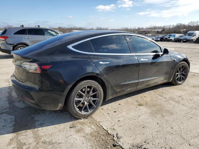  TESLA MODEL 3 2018 Черный