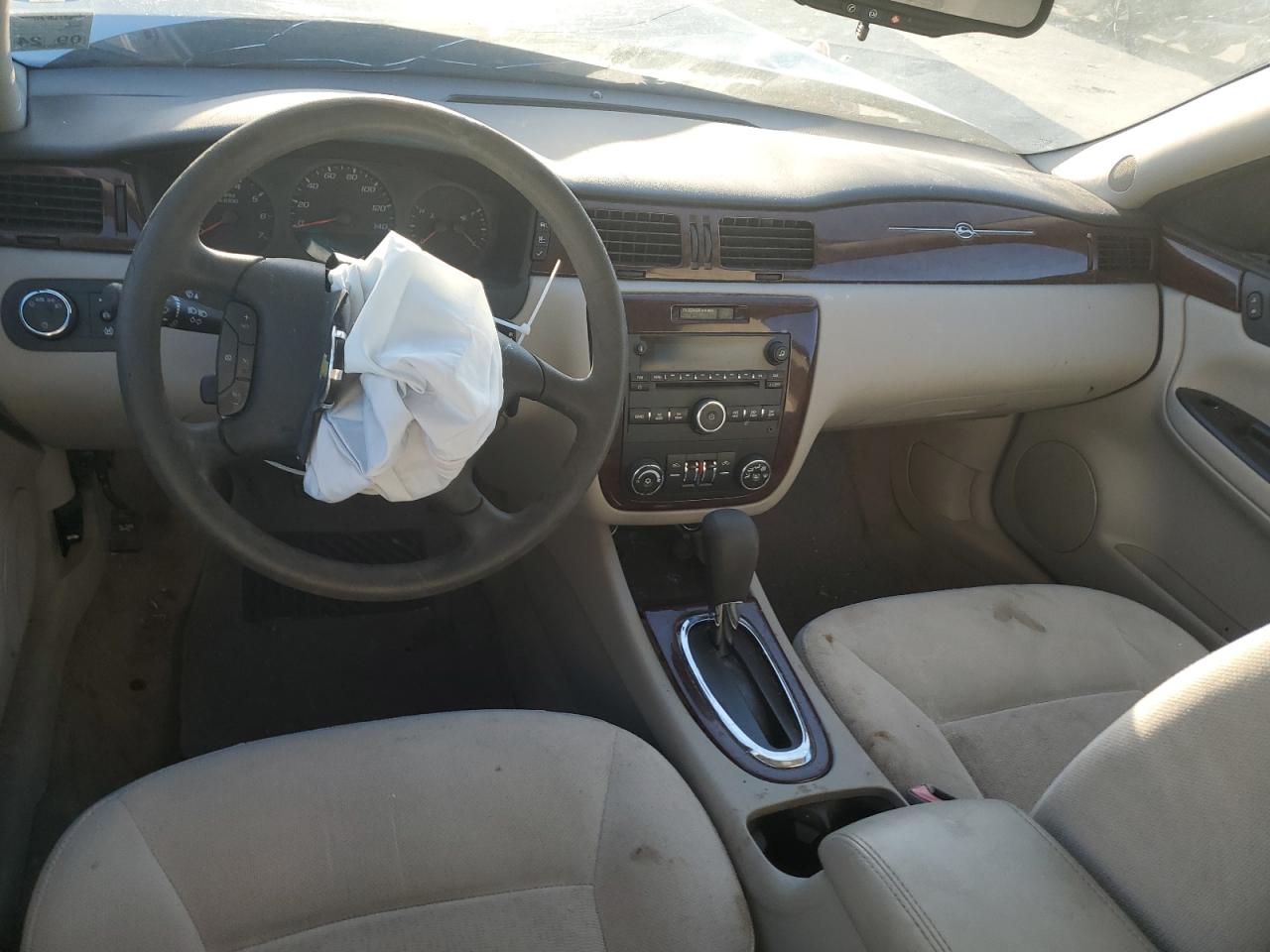 2010 Chevrolet Impala - Image 8