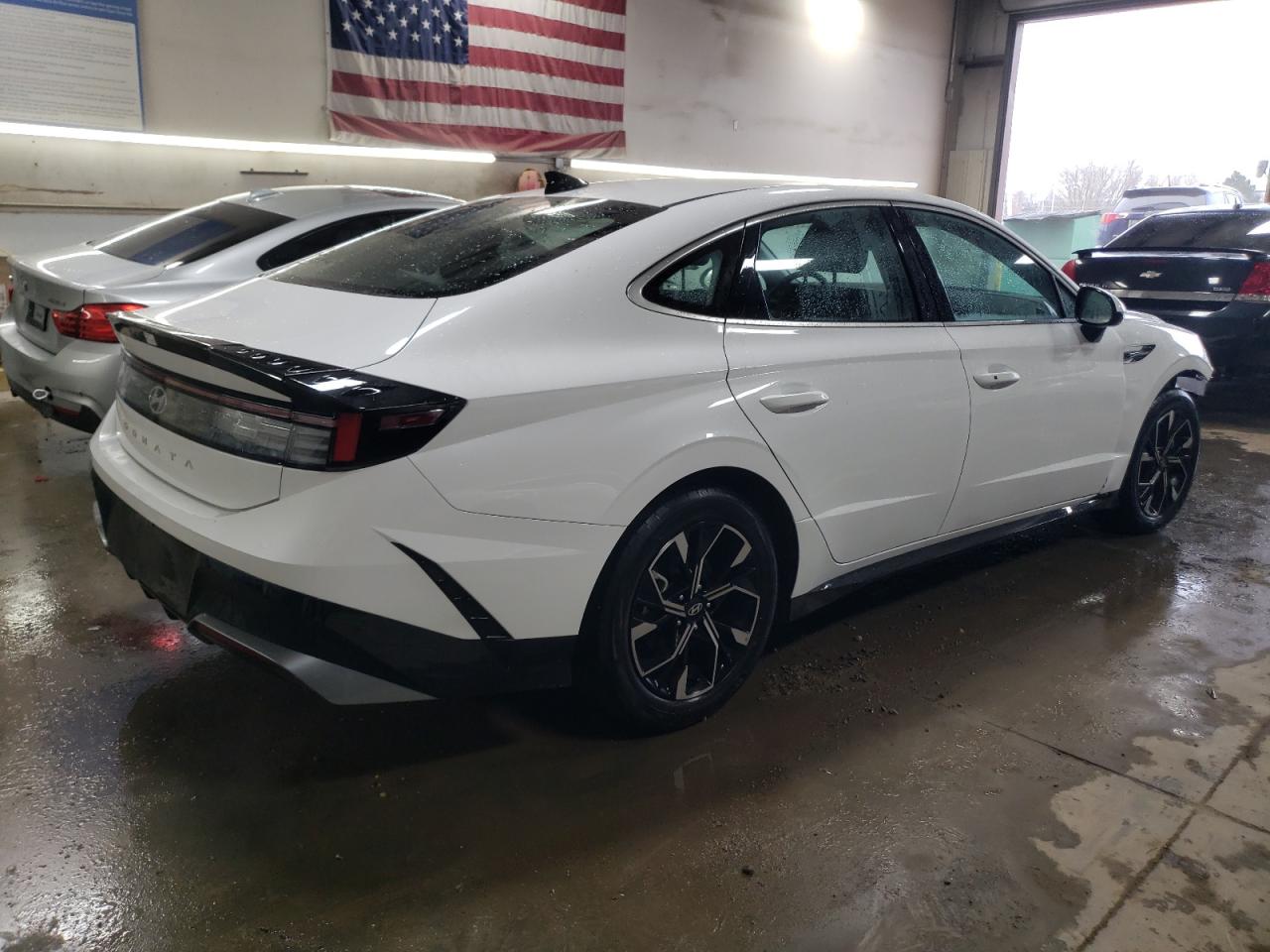 2024 Hyundai Sonata - Image 3