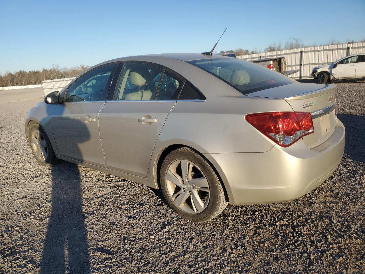 2014 Chevrolet Cruze - Image 2