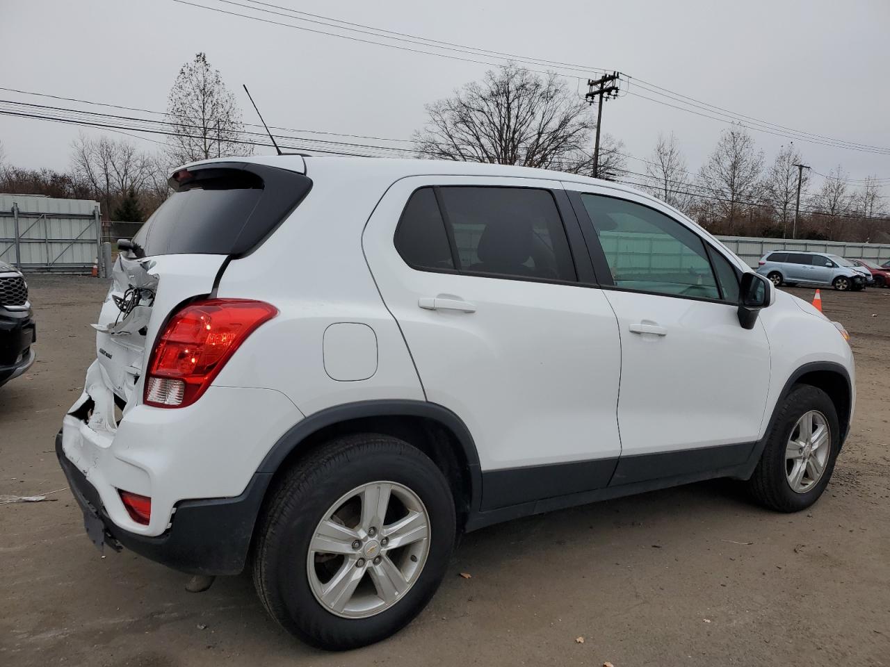 2020 Chevrolet Trax - Image 3