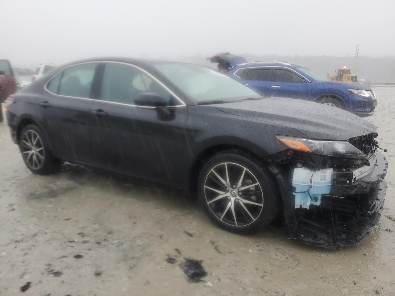 2023 Toyota Camry - Image 4