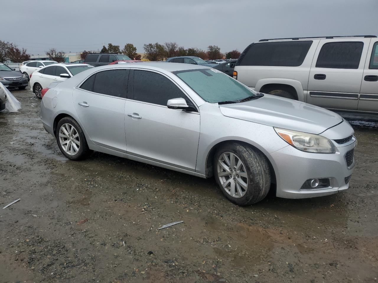 VIN 1G11E5SA6GU156614 2016 CHEVROLET MALIBU no.4